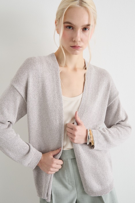 Cardigan aperto a spalla scesa