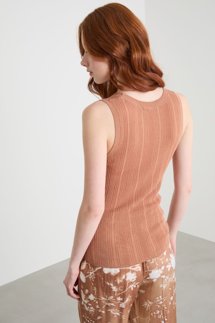 Ribbed viscose-blend vest top Intrend - 4
