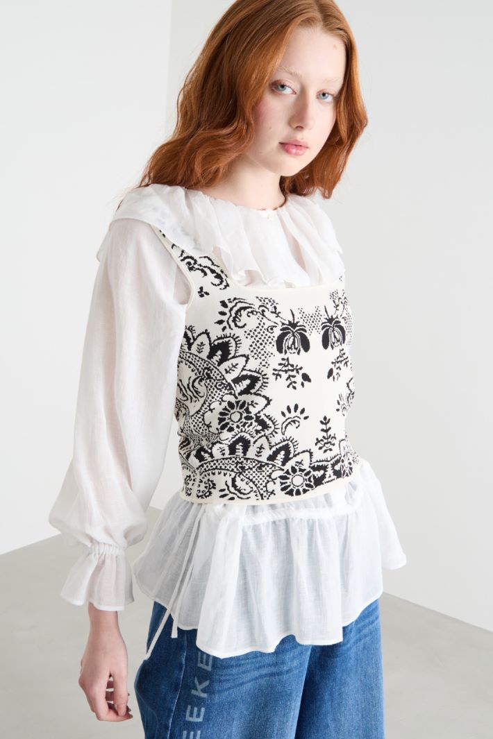 Top crop in maglia Intrend - 2