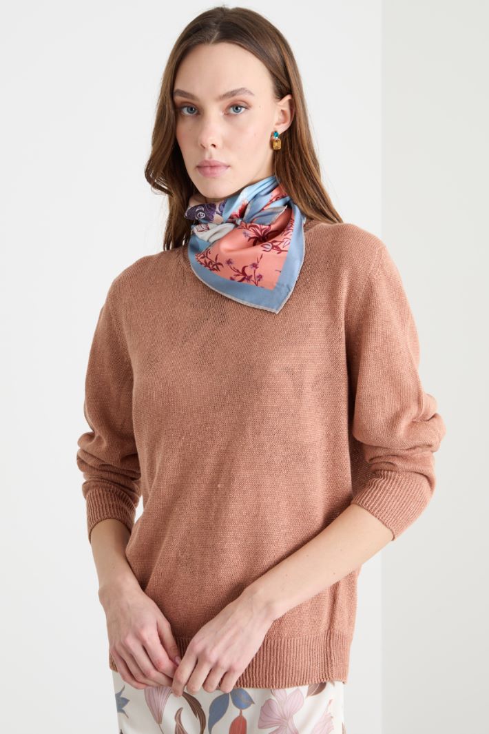 Crew-neck jumper in smooth-knit linen Intrend - 2