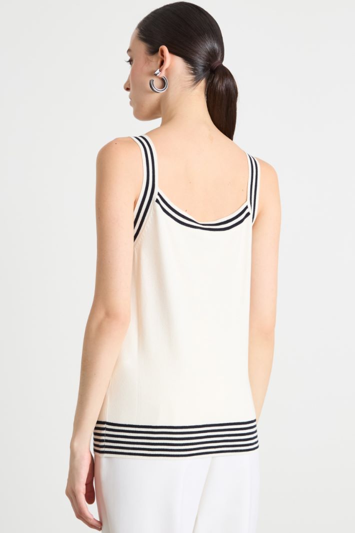 Stretch-knit top Intrend - 4