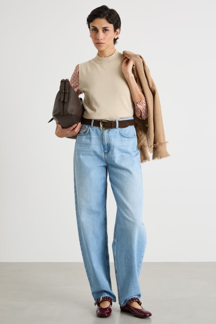 Stretch knit top Intrend