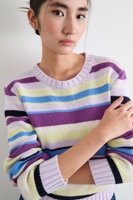 Maglia con profili a costine