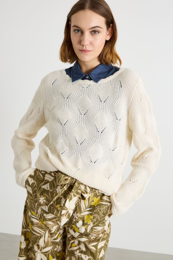 Scalloped-neck jumper Intrend - 2