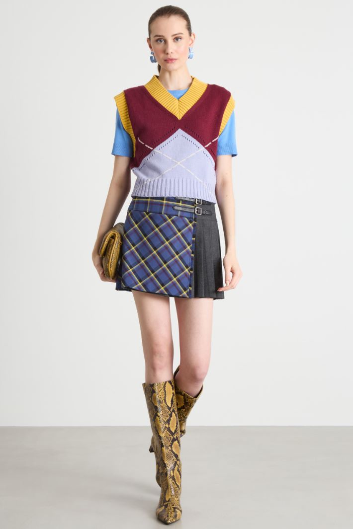 Short-sleeve knit top Intrend