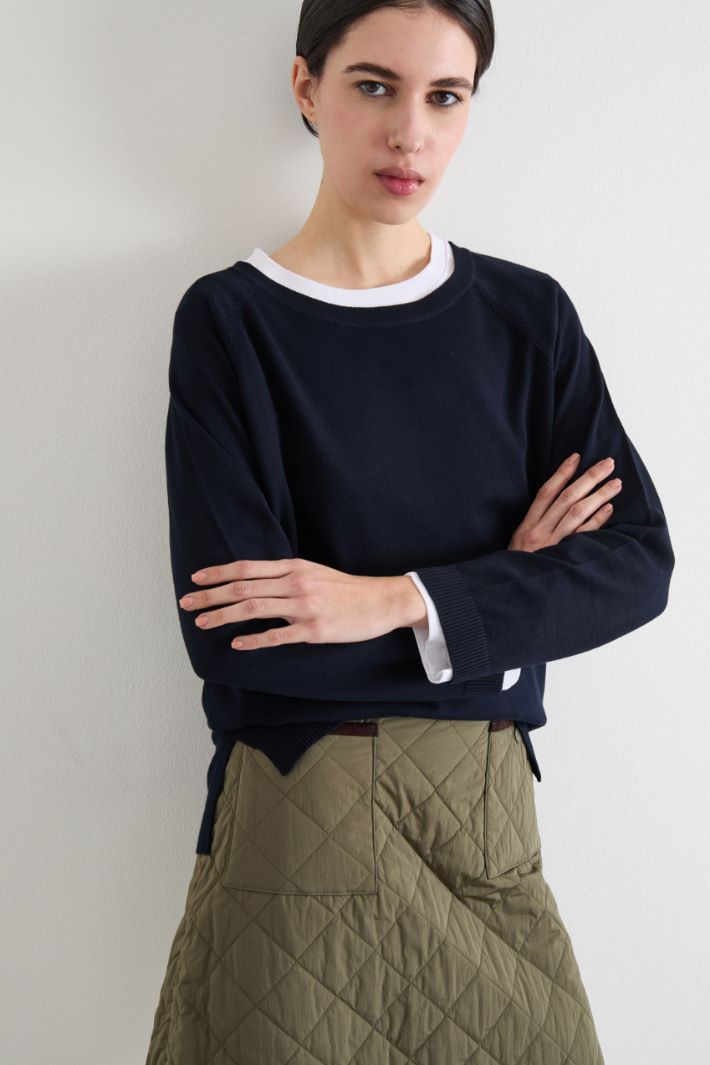 Asymmetric hem jumper Intrend - 3