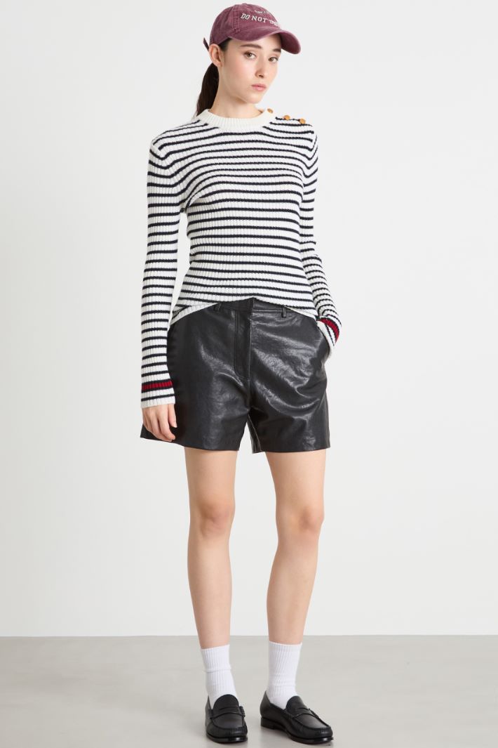 Short con tasche Intrend