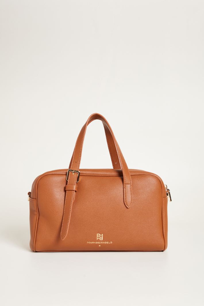 Maxi bowling bag in coated fabric Intrend