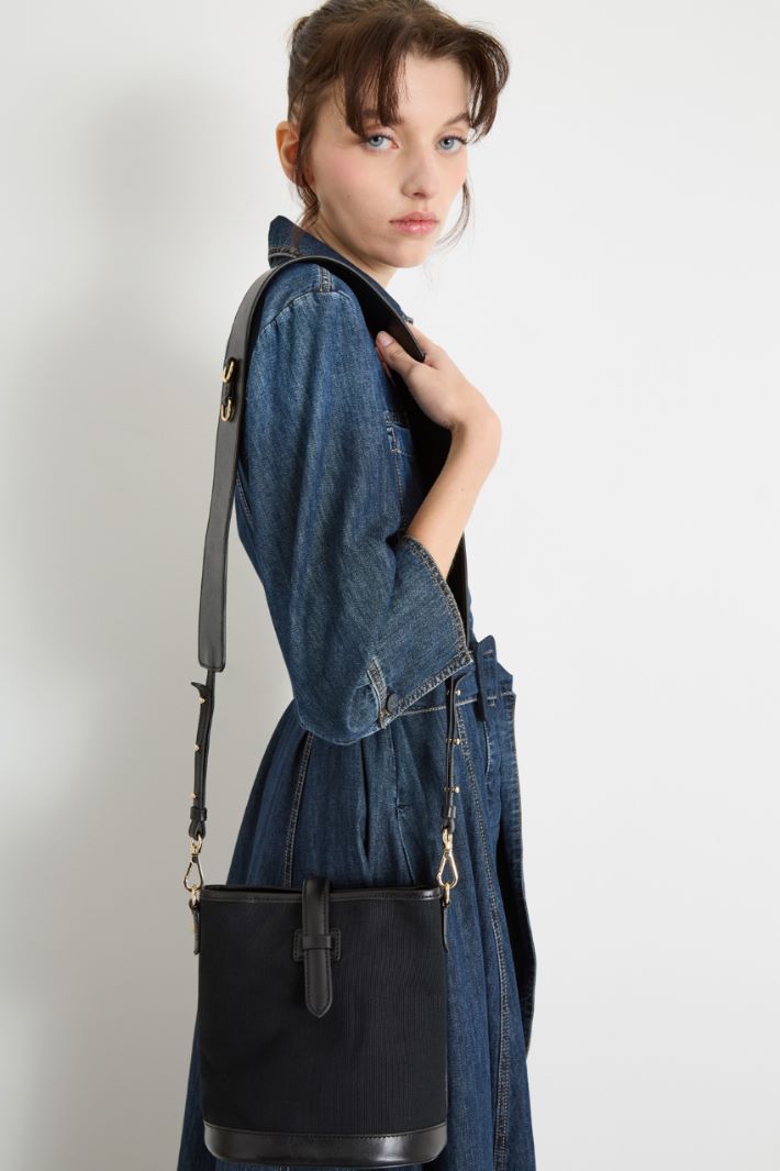 Mini canvas and leather bucket bag Intrend - 5