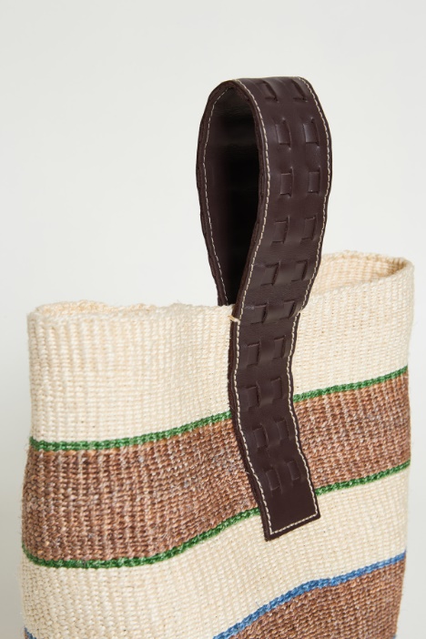 Bolso pequeño de cuerda natural