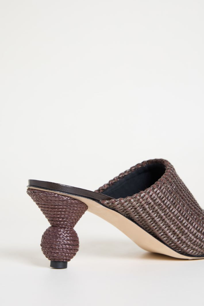 Sabot effetto rafia con tacco a sfera Intrend - 4