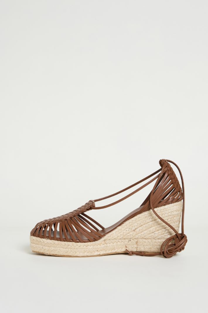 Woven leather sandals Intrend - 3