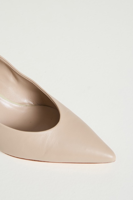 Décolleté in pelle