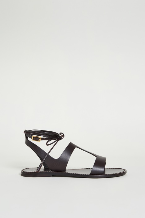 Lace-up leather sandals Intrend
