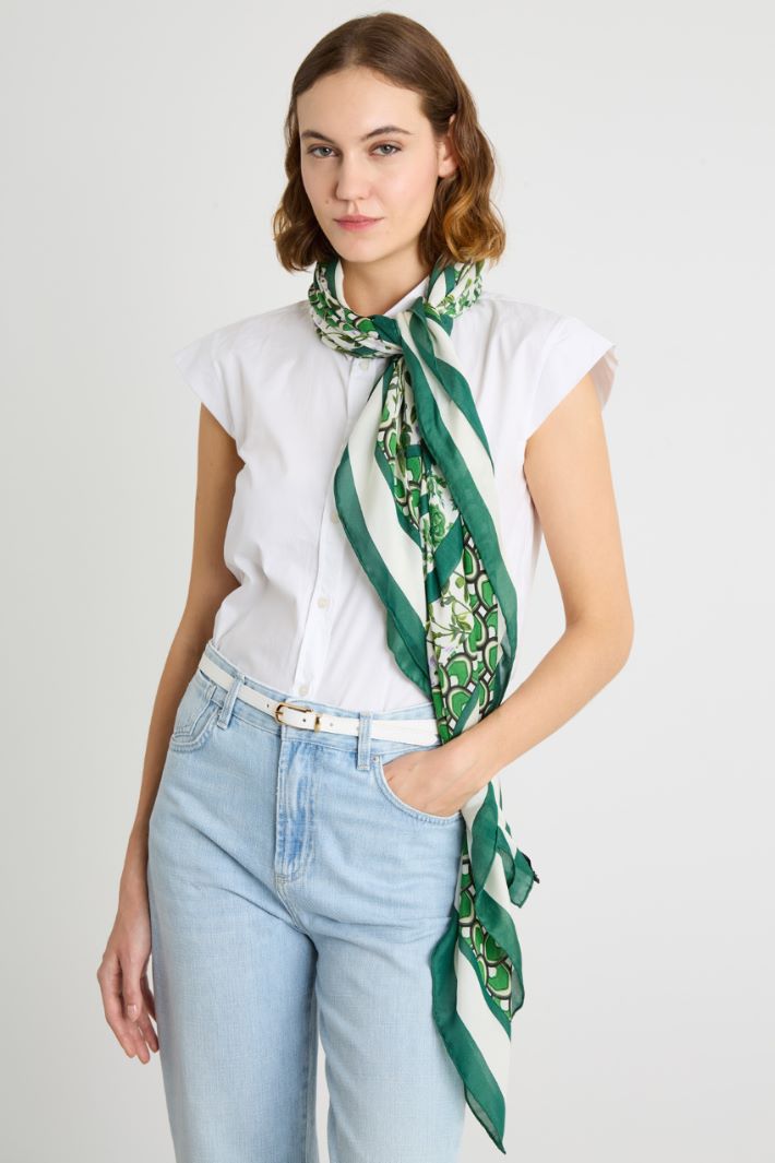 Patterned shawl Intrend