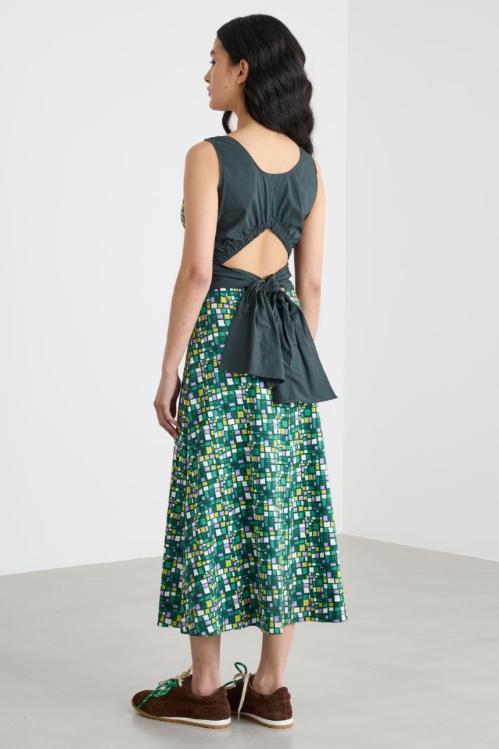 Abito midi con fascia in jersey stampato Intrend - 4