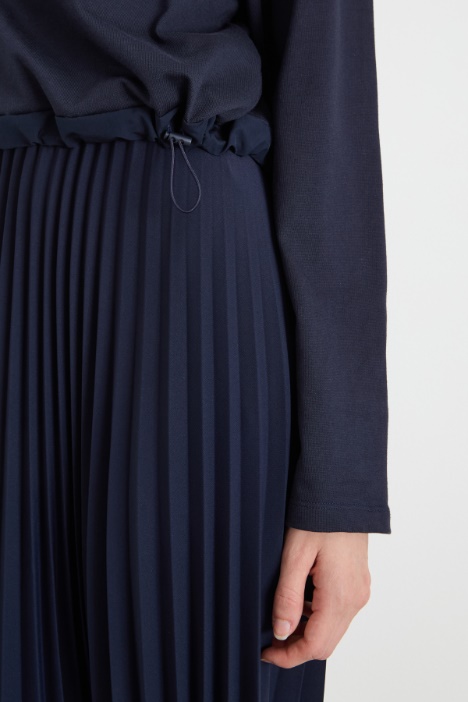 Abito con gonna plissè