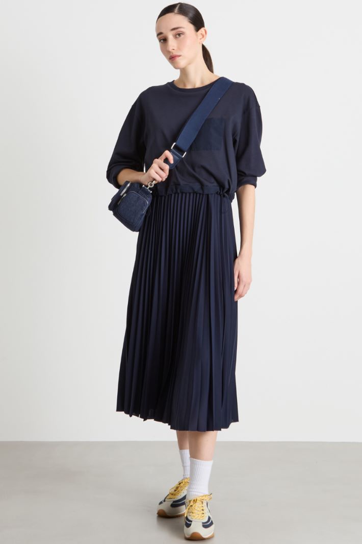 Pleated skirt dress Intrend