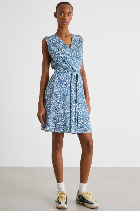 Vestido corto de punto estampado