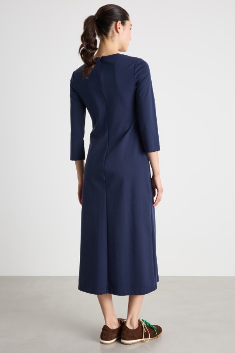 Vestido de jersey drapeado en la cintura