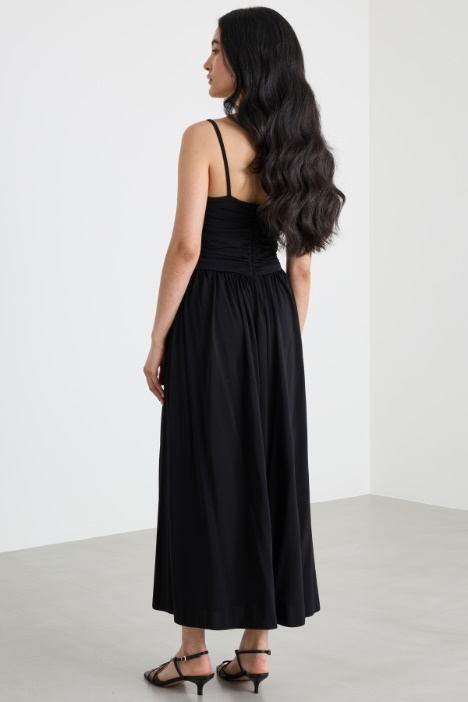 Vestido drapeado de punto