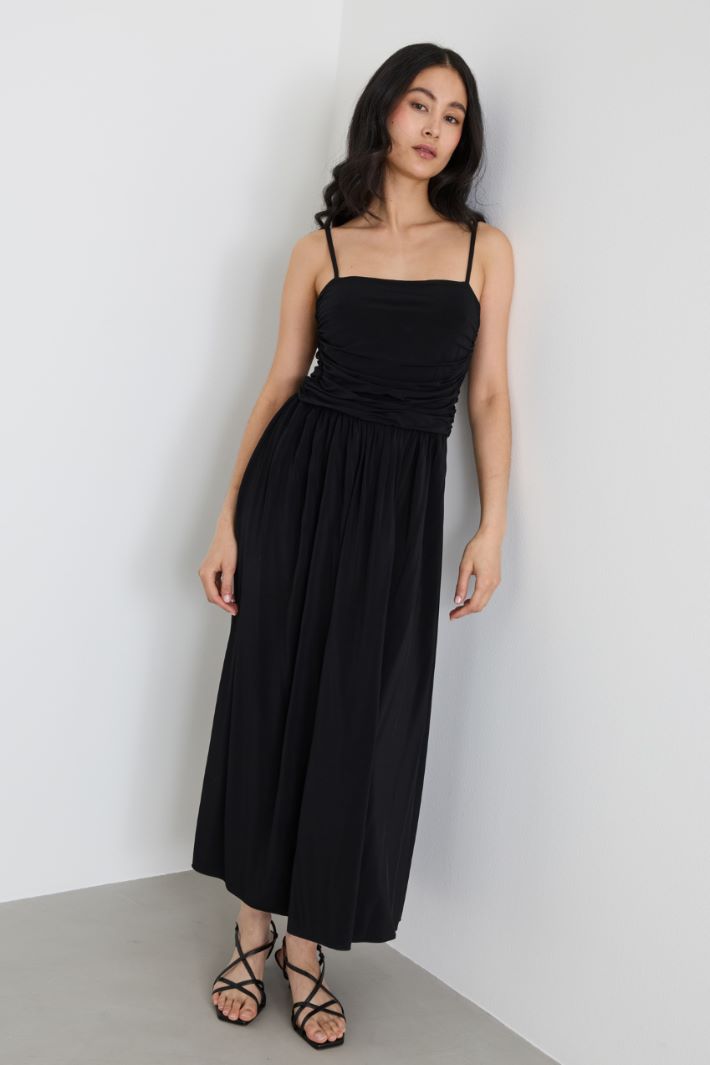 Abito drappeggiato in jersey Intrend - 2