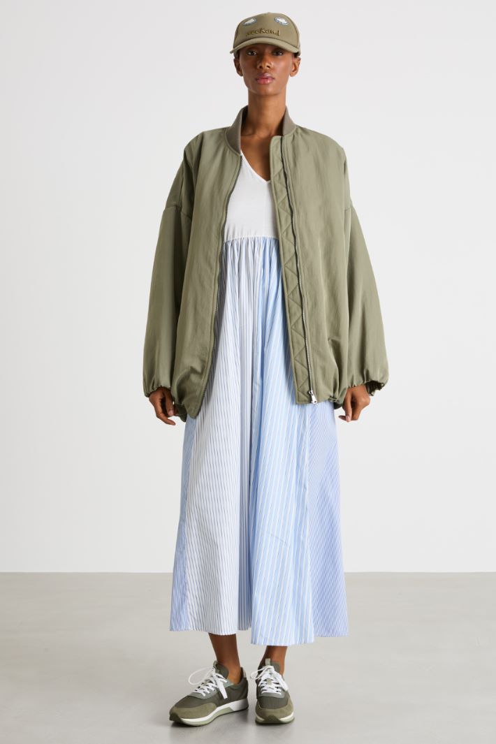 Wide-fit dress Intrend