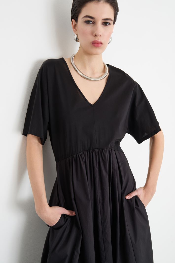 Wide-fit dress Intrend - 3