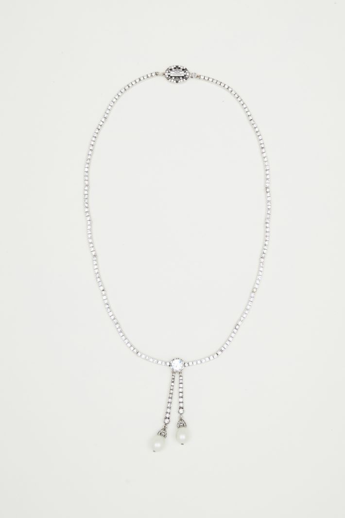 Rhinestone necklace with pearl drops Intrend