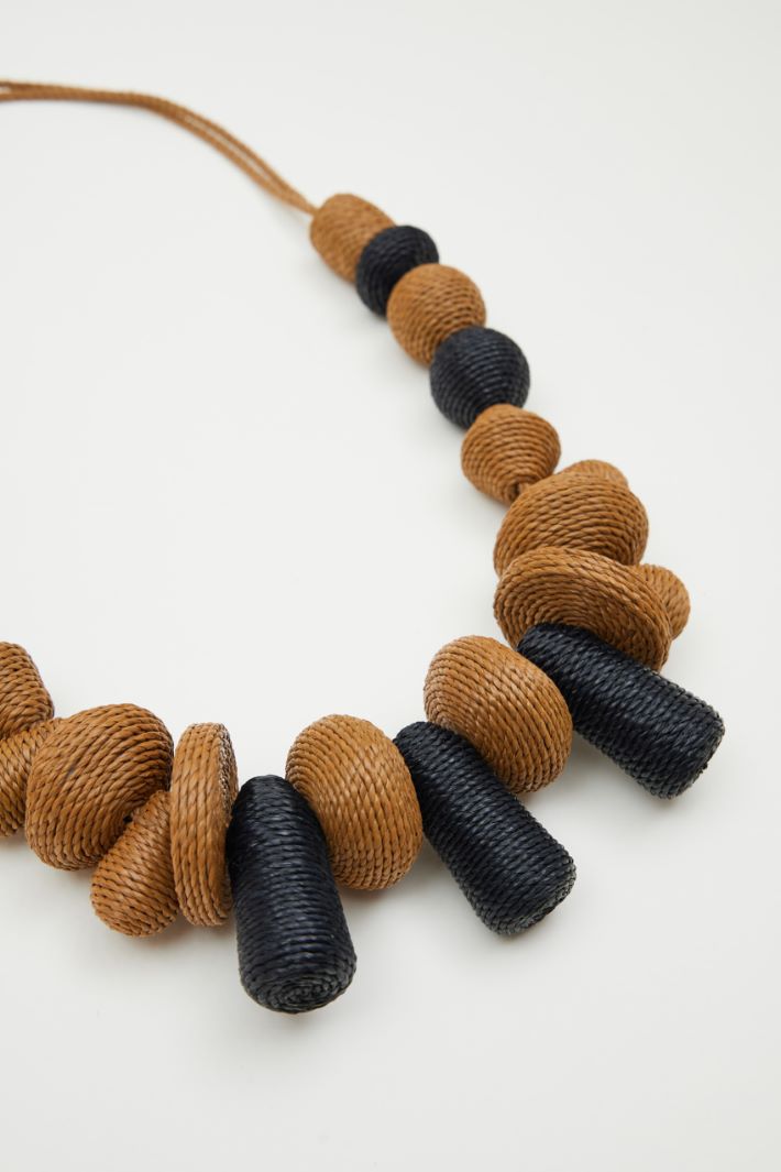 Woven straw bead necklace Intrend - 2