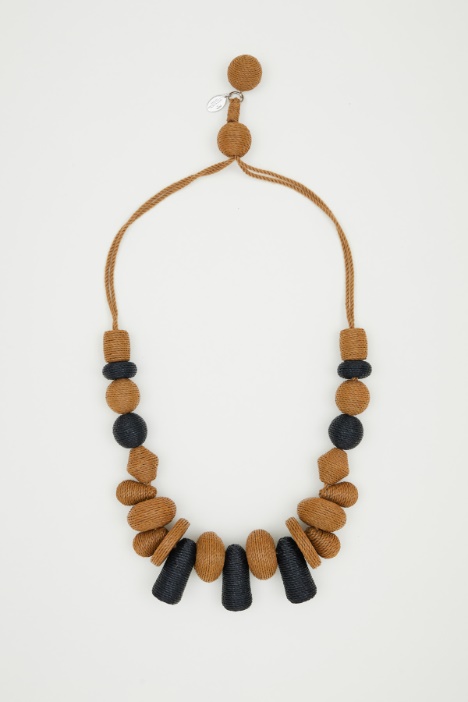 Woven straw bead necklace Intrend