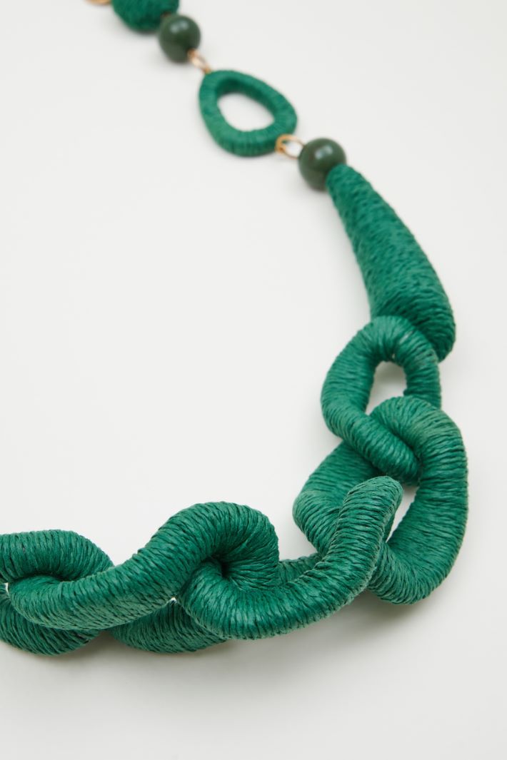 Straw and resin necklace Intrend - 2