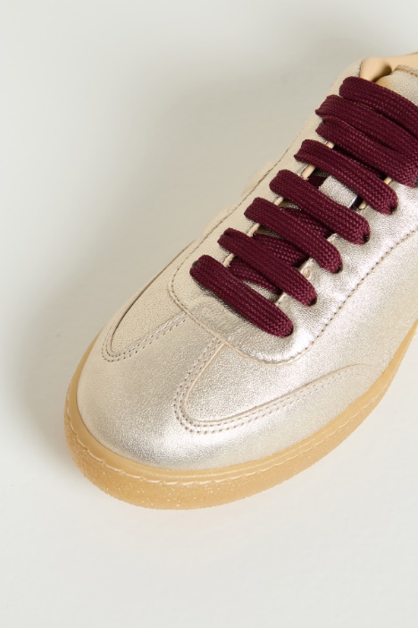 Zapatillas de napa laminada