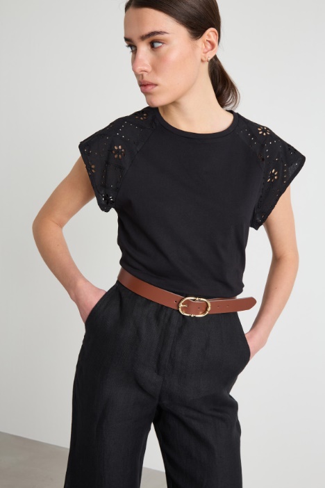 Broderie Anglaise Sleeve T-shirt Intrend
