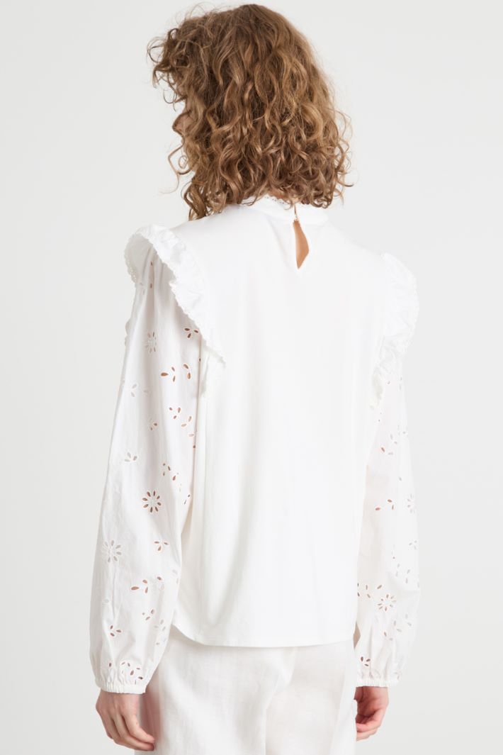 Ruffled Broderie Anglaise blouse Intrend - 4