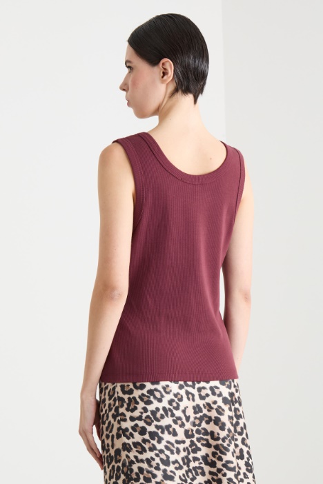 Top ajustado con strass