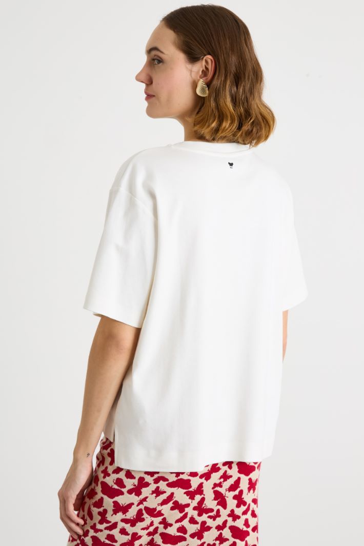 Boxy T-shirt with asymmetric hem Intrend - 4