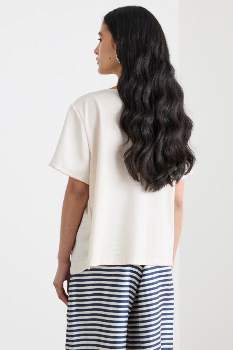 T-shirt in raso e jersey