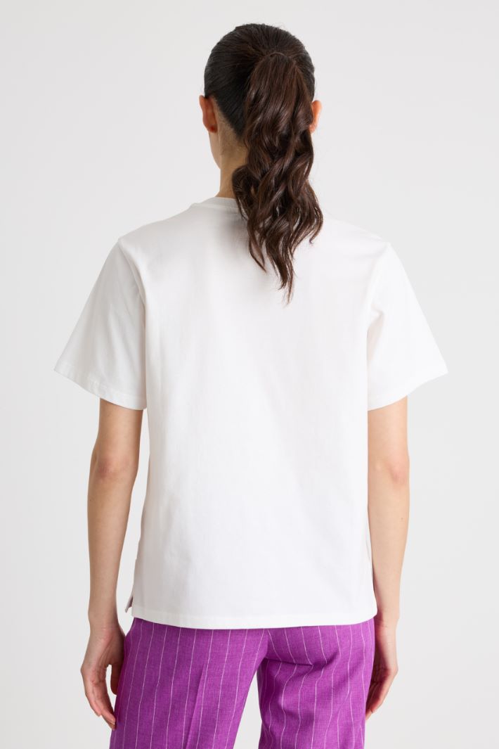 Camiseta de cuello redondo con aberturas Intrend - 4