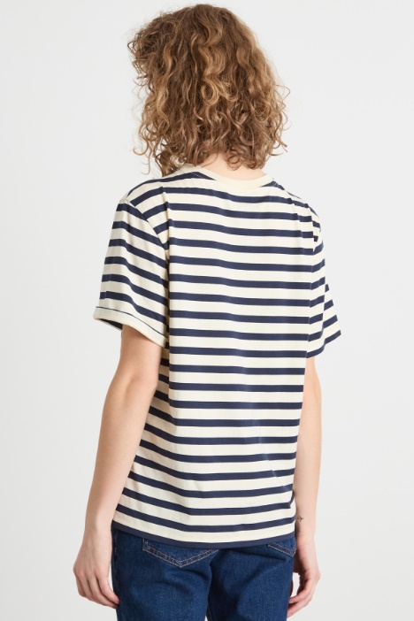 T-shirt girocollo con spacchi