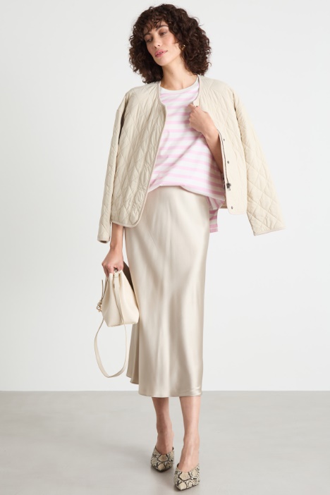 Crew-neck T-shirt with side slits Intrend