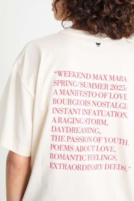 Camiseta oversize de cuello redondo