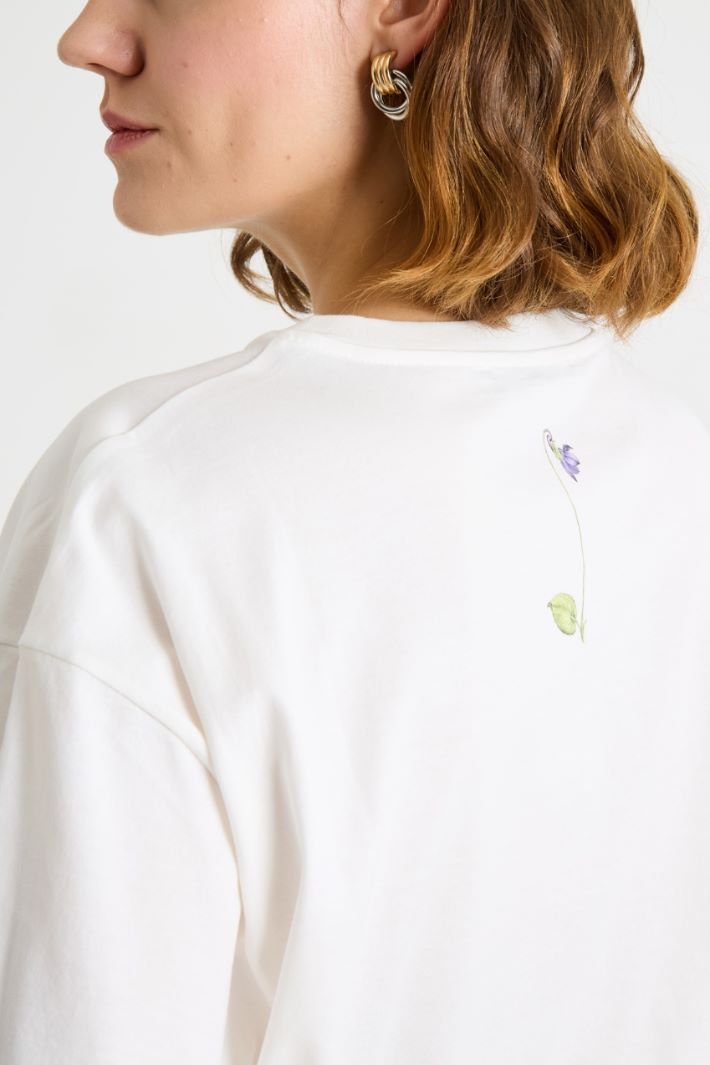 T-shirt girocollo oversize Intrend - 3