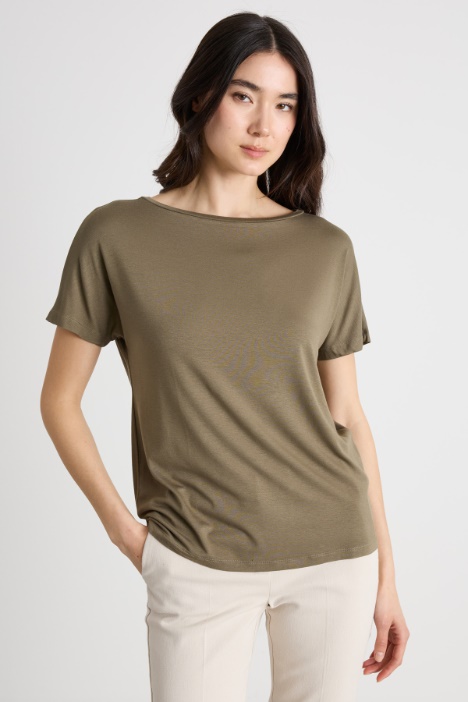 Scoop-neck T-shirt Intrend