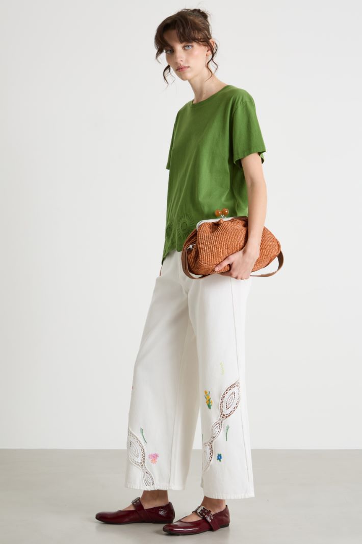 Scalloped-Hem T-shirt Intrend