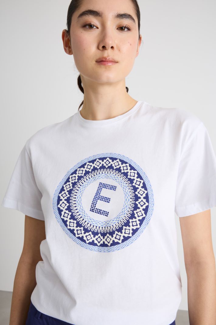 T-shirt leggermente over con stampa Intrend - 3