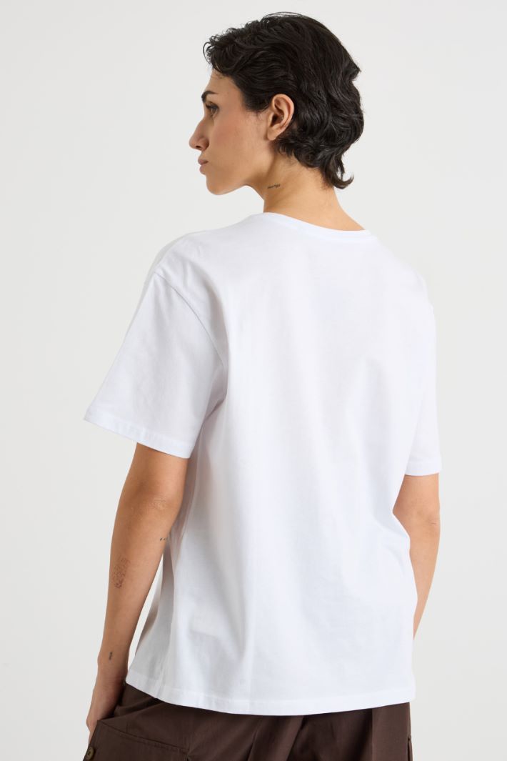 Slightly oversized printed T-shirt Intrend - 4