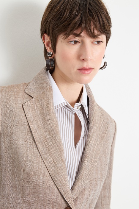 Blazer con bolsillos de parche