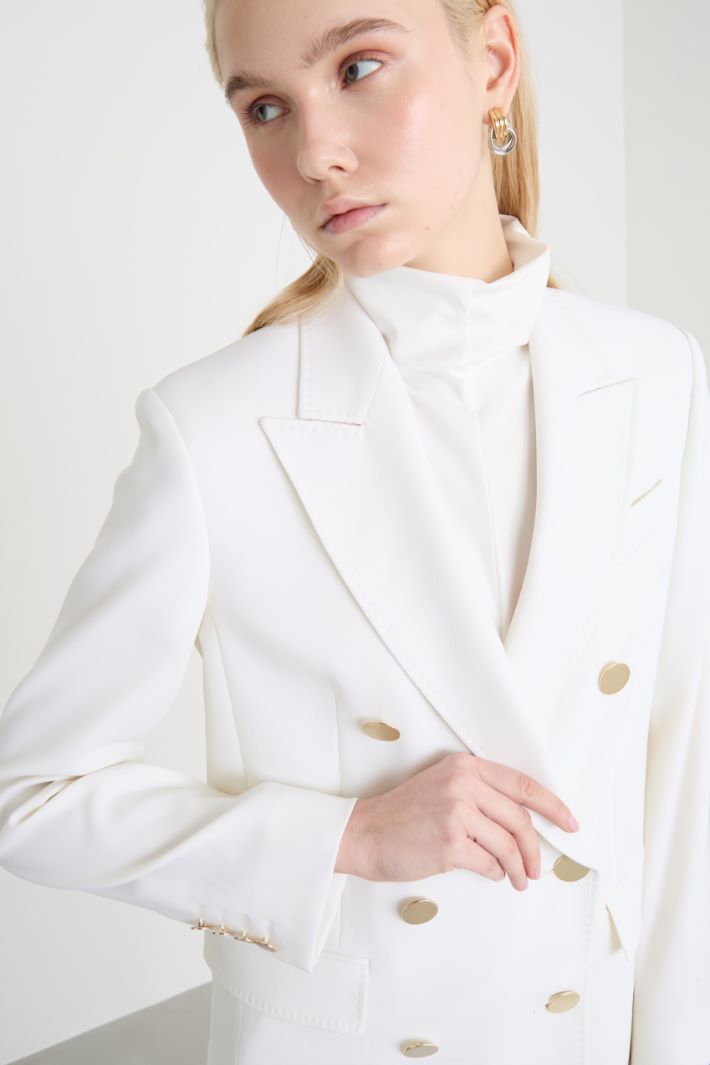 Straight-fit double-breasted blazer Intrend - 3