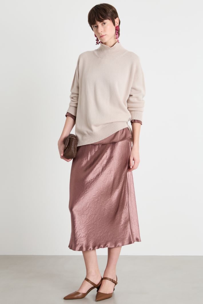 A-line satin skirt Intrend